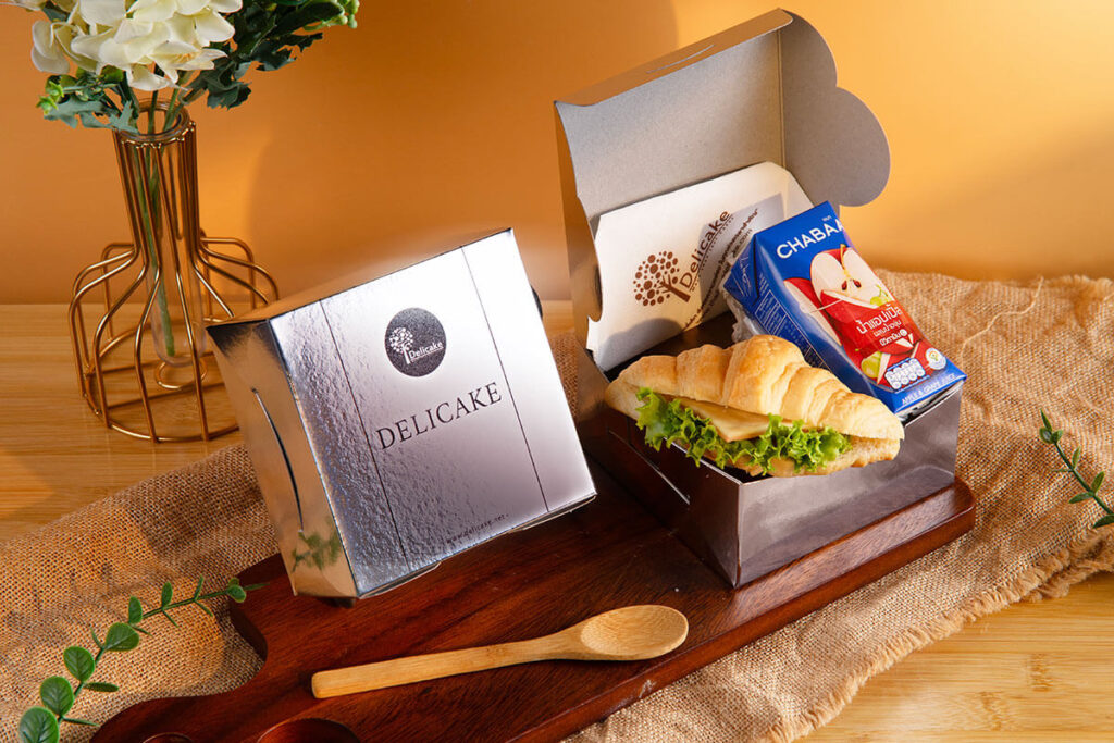 Snack Box หรู พรีเมี่ยม กล่องสีเงิน